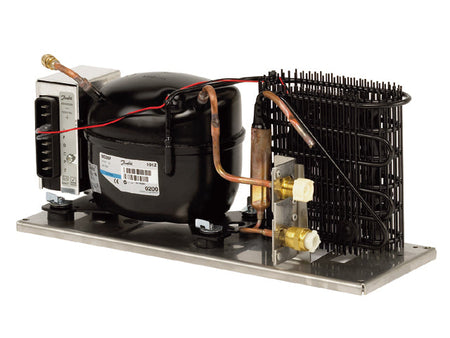 NauticPro.dk | Dometic, CoolMatic CU-54, Luftkølet enhed til køleskabe op til 130l, Danfoss DB35F kompressor, 12V/24V DC, 50-serie, 2 enheder